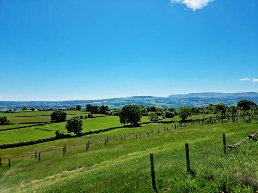 Pen Bryn Shepherd Hut Hay-On-Wye Εξωτερικό φωτογραφία